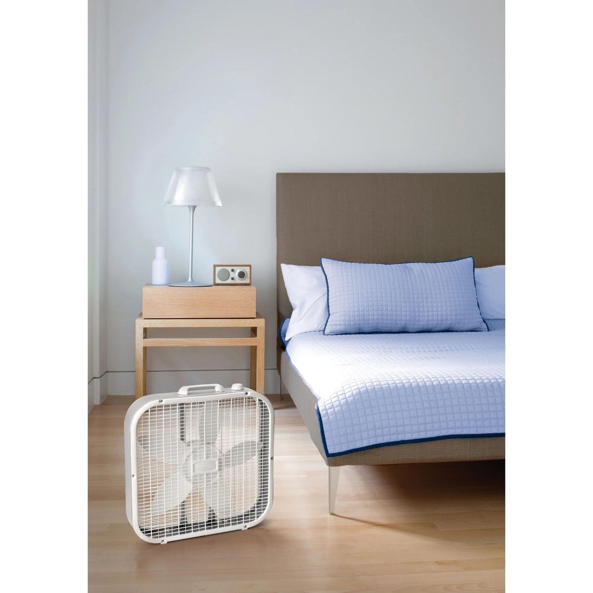20 Inch 3 Speed White Box Fan L5044