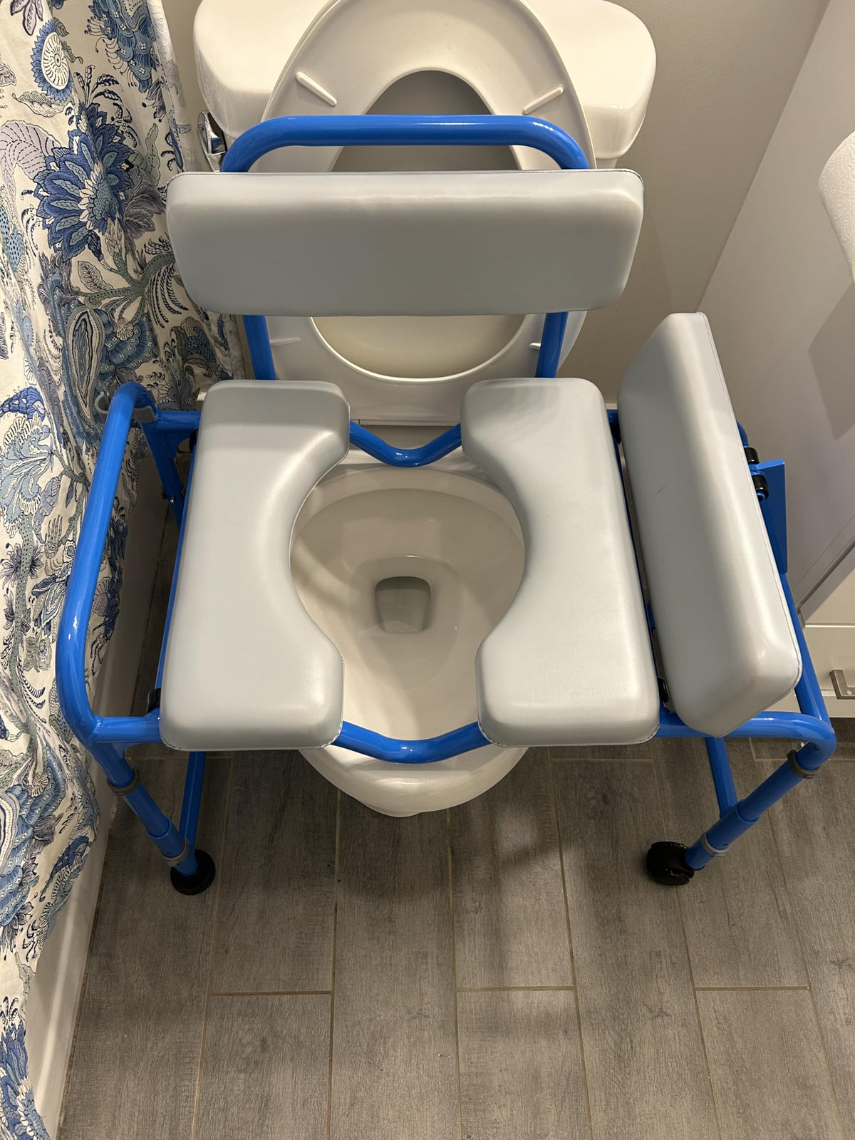 4-in-1 Padded Shower Chair Transfer Bench Commode M49893